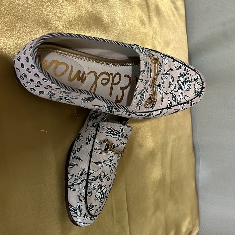 Moccasins - Picture 3 of 7